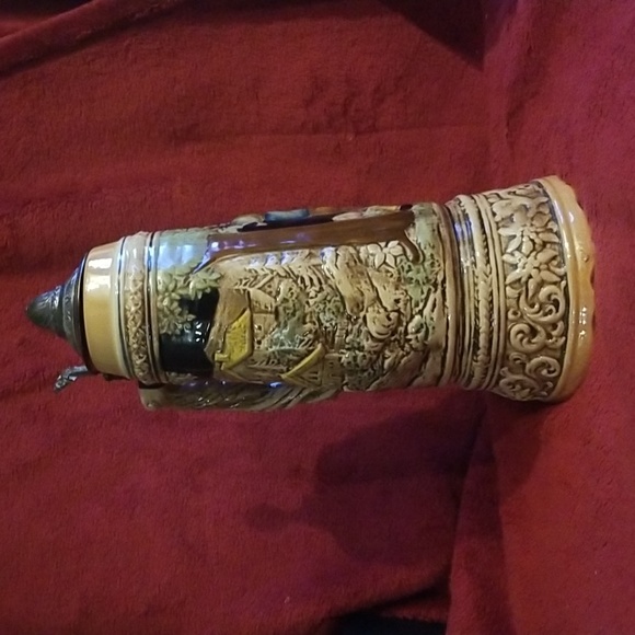 VINTAGE MUSICAL 13" BEER STEIN,  MADE IN JAPAN, WIND UP PLAY ROLL OUT THE BARREL - Picture 5 of 12